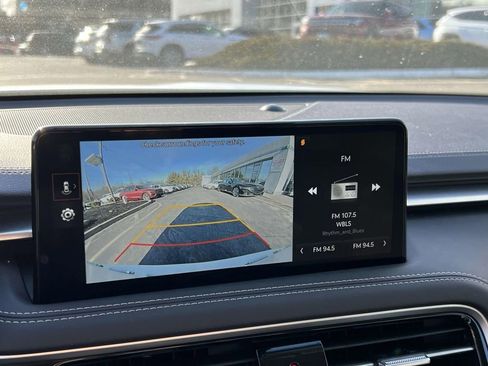 Used 2024 Genesis G70 2.5T image 27