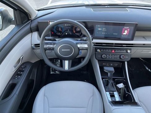 New 2026 Hyundai Tucson SE image 20