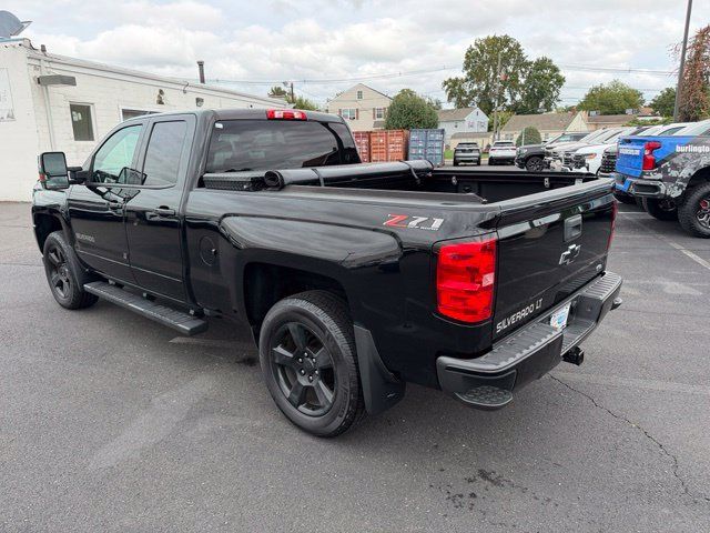 Used 2018 Chevrolet Silverado 1500 LT w/ All Star Edition AWD/4WD image 5