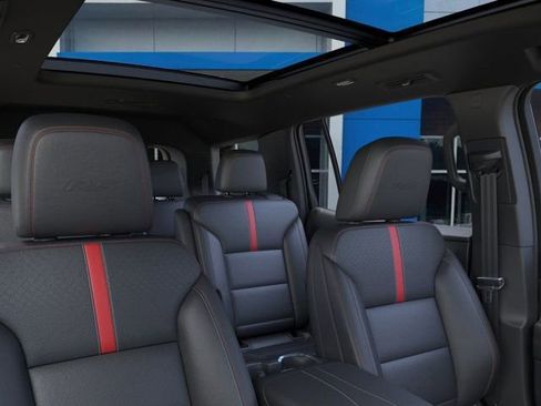 New 2026 Chevrolet Traverse RS image 24