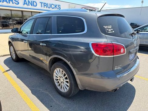 Used 2011 Buick Enclave CXL FWD image 7