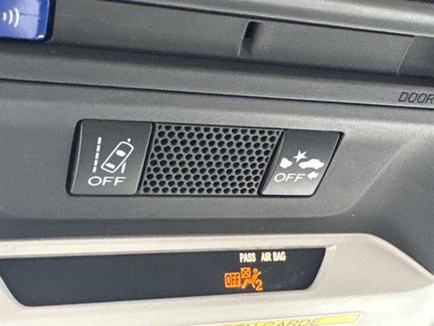 Used 2019 Subaru Crosstrek 2.0i Limited w/ Moonroof Package w/Navigation image 48