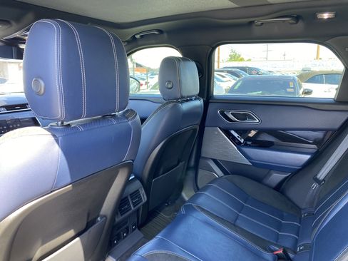 Used 2019 Land Rover Range Rover Velar R-Dynamic SE AWD/4WD image 19