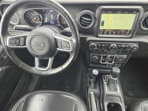 Used 2020 Jeep Gladiator Overland AWD/4WD image 29