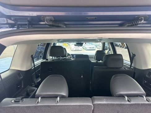 Used 2025 Hyundai Santa Fe SEL FWD image 39