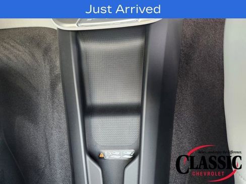 Used 2024 Chevrolet Corvette Stingray w/ Z51 Performance Package image 37