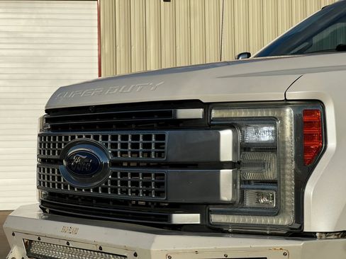 Used 2017 Ford F250 Platinum AWD/4WD image 15