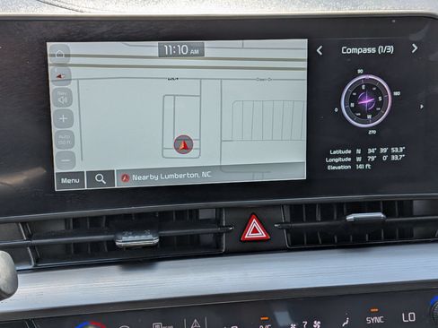 Used 2024 Kia Sportage EX FWD image 23