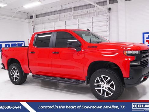 Used 2019 Chevrolet Silverado 1500 LT Trail Boss AWD/4WD image 4