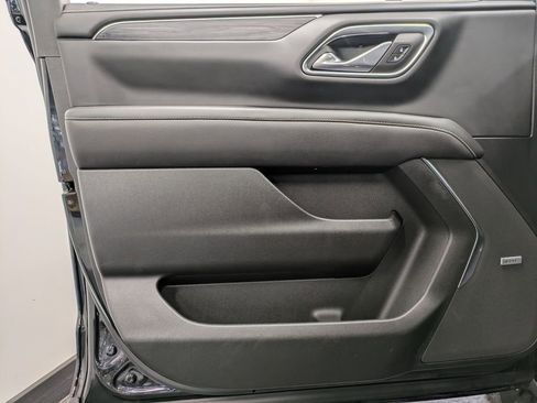 Used 2023 GMC Yukon SLT image 8