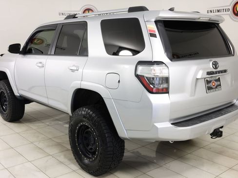 Used 2021 Toyota 4Runner SR5 Premium AWD/4WD image 4