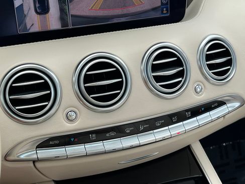 Used 2019 Mercedes-Benz S 560 4MATIC Coupe image 28