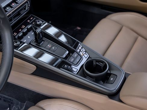 Certified 2020 Porsche 911 Carrera S RWD image 42