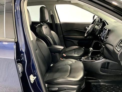 Used 2020 Jeep Compass Limited AWD/4WD image 31