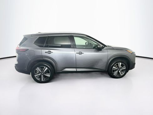 Used 2026 Nissan Rogue SL FWD image 10