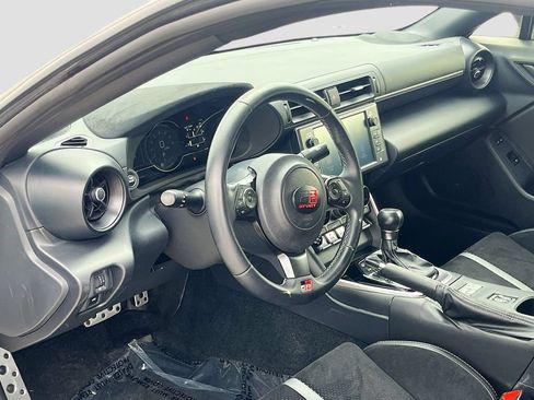 Used 2024 Toyota GR86 Premium w/ Performance Package RWD image 9