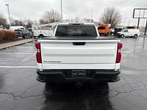 Used 2022 Chevrolet Silverado 1500 W/T w/ WT Value Package AWD/4WD image 8
