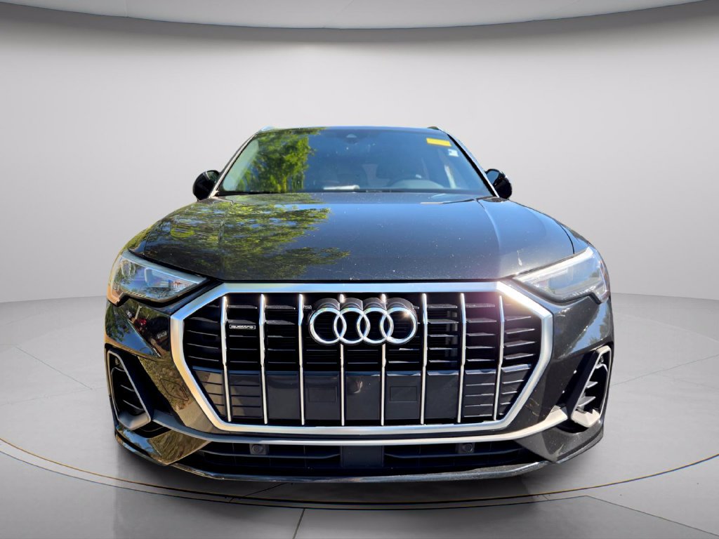 Used 2022 Audi Q3 2.0T Premium AWD/4WD image 3