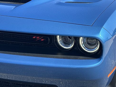 Used 2021 Dodge Challenger R/T Scat Pack RWD image 11