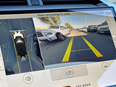 New 2025 Land Rover Discovery Sport S AWD/4WD image 13
