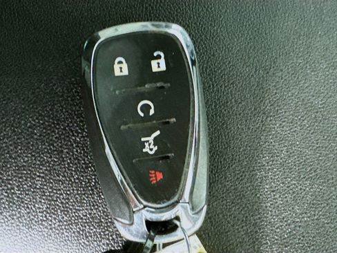 Used 2018 Chevrolet Equinox LT image 39