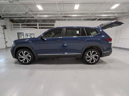 Used 2023 Volkswagen Atlas SEL AWD/4WD image 12