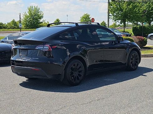Used 2023 Tesla Model Y Long Range AWD/4WD image 13