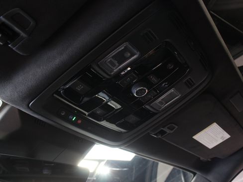 Used 2026 Cadillac Escalade V AWD/4WD image 21