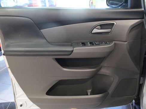 Used 2012 Honda Odyssey EX-L image 15
