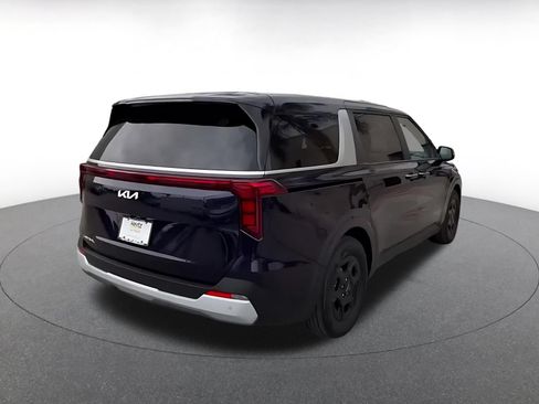 Used 2026 Kia Carnival FWD image 15