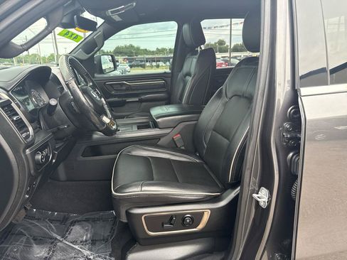 Used 2019 RAM 1500 Limited w/ Advanced Safety Group AWD/4WD image 10