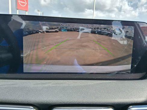 New 2026 Nissan Sentra SR w/ Floor Mat Package FWD image 14