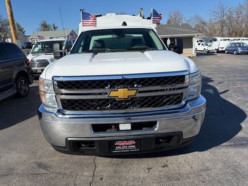 Used 2014 Chevrolet Silverado 3500 W/T image 3