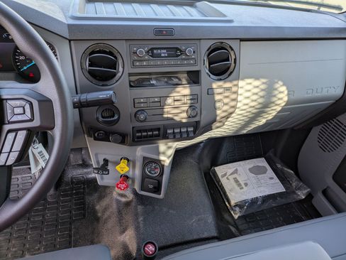 New 2027 Ford F750 2WD Regular Cab Super Duty image 21