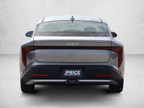 Used 2025 Kia K4 LXS image 7