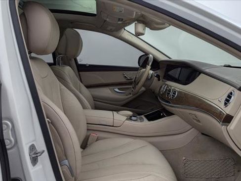 Used 2014 Mercedes-Benz S 550 Sedan w/ Sport Package Plus One image 21