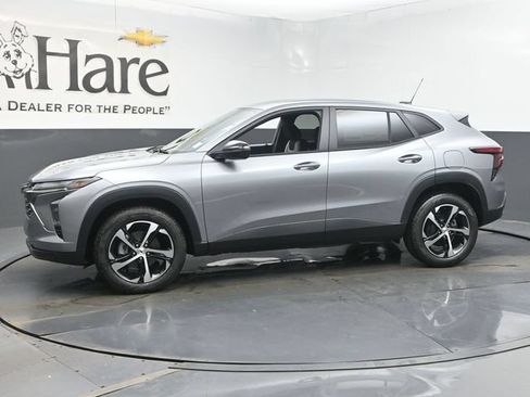 New 2026 Chevrolet Trax RS FWD image 10