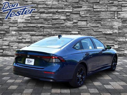 Used 2025 Honda Accord SE image 3
