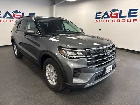 New 2026 Ford Explorer Active AWD/4WD image 2