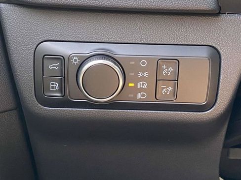 Used 2025 Ford Escape ST-Line w/ Equipment Group 301A FWD image 24