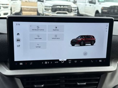 Used 2025 Ford Explorer ST-Line image 27