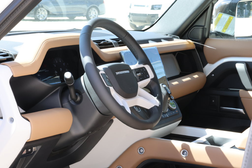 New 2026 Land Rover Defender 110 S AWD/4WD image 11