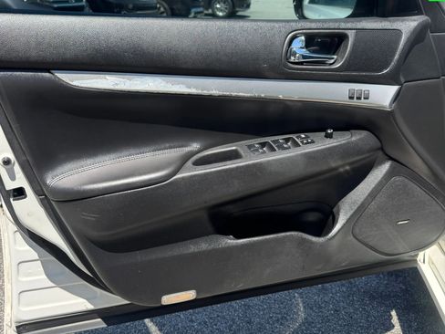 Used 2013 INFINITI G37 Journey w/ Premium Pkg RWD image 13