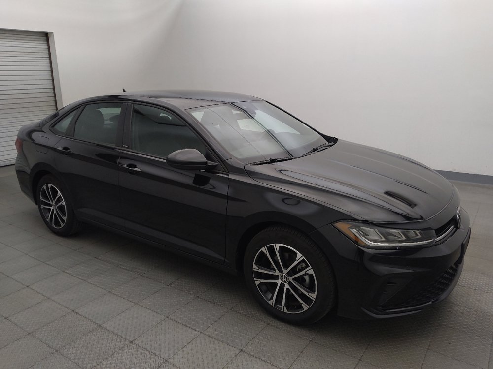 Used 2025 Volkswagen Jetta Sport FWD image 11