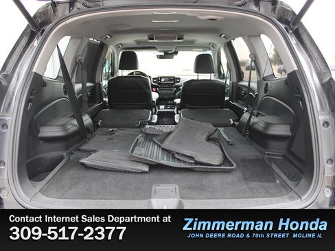 Used 2019 Honda Pilot Touring image 6