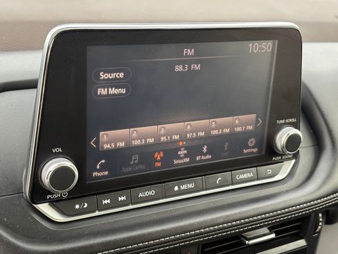 Certified 2021 Nissan Rogue S image 22