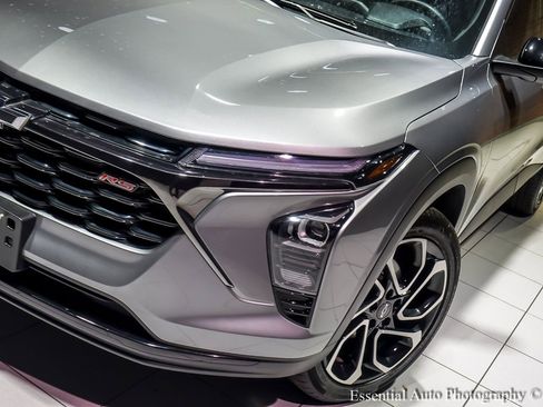 Certified 2025 Chevrolet Trax RS w/ Sunroof Package image 7