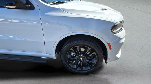 Used 2025 Dodge Durango GT AWD/4WD image 38