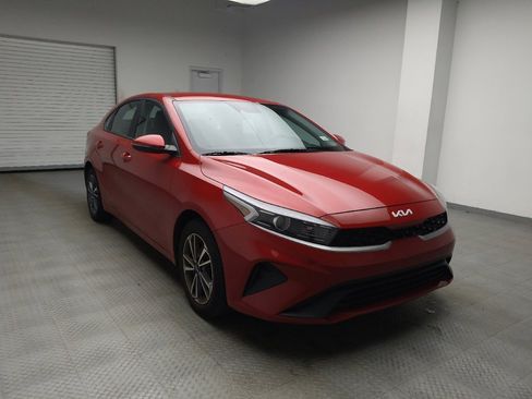 Used 2022 Kia Forte LXS w/ LXS Technology Package image 13