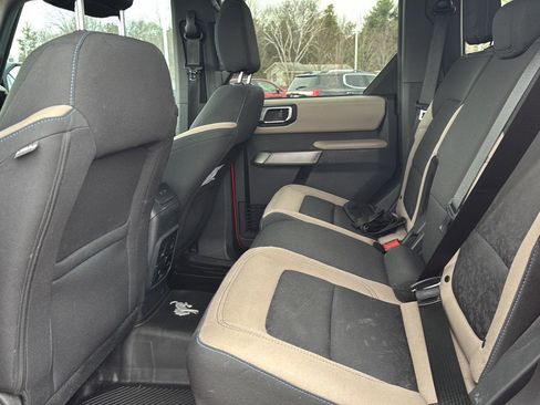 Used 2021 Ford Bronco Wildtrak image 7